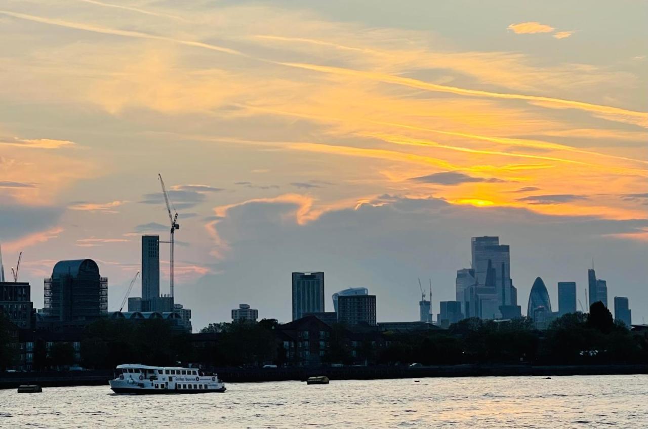 Riverside Premium Double Room Garden View E14 Londres Exterior foto