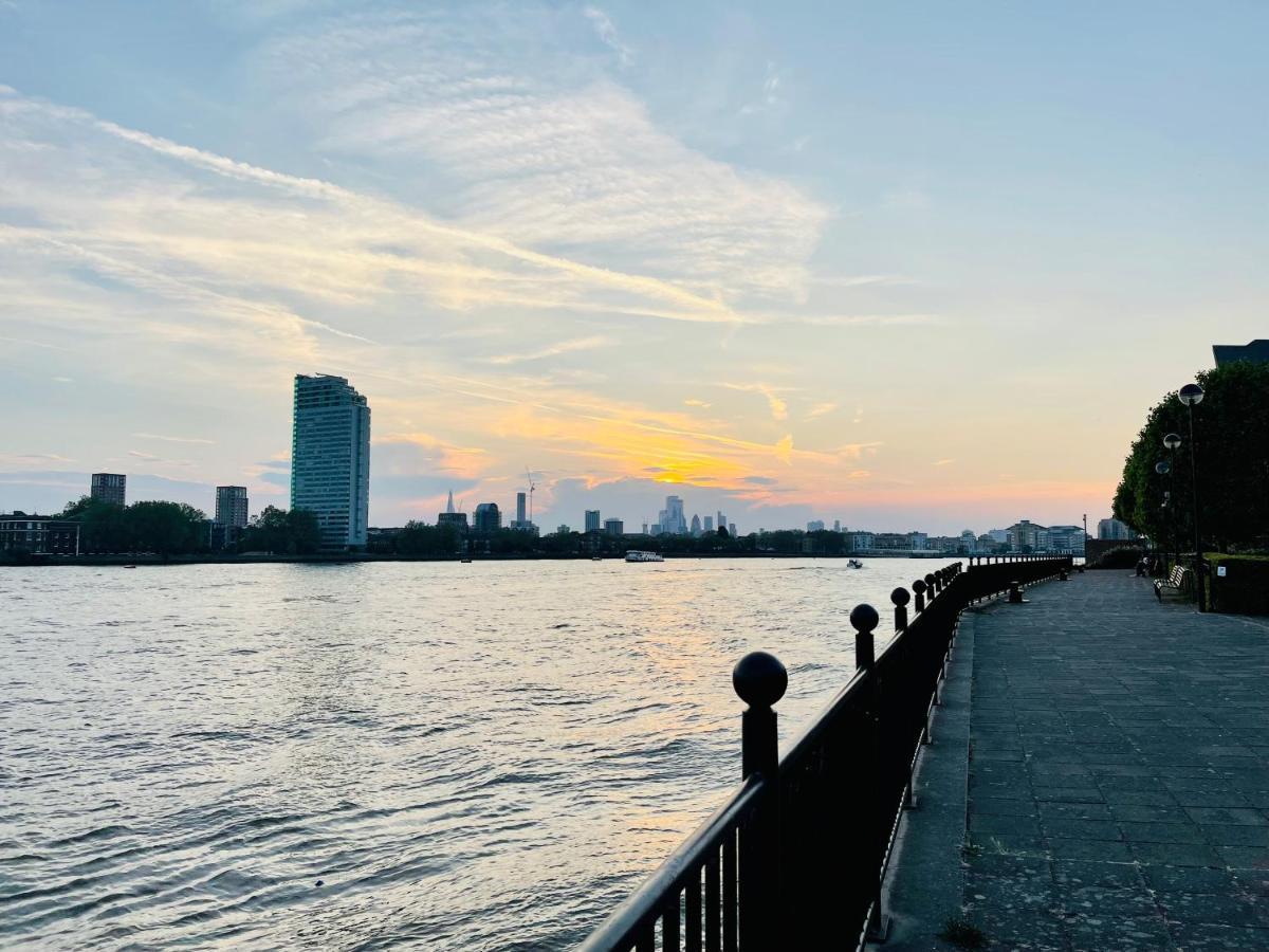 Riverside Premium Double Room Garden View E14 Londres Exterior foto